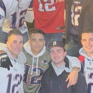 Meet your Posher, Dara